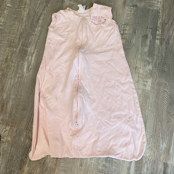 Halo Sleep Sack! Pink, size medium. - Picture 1 of 6